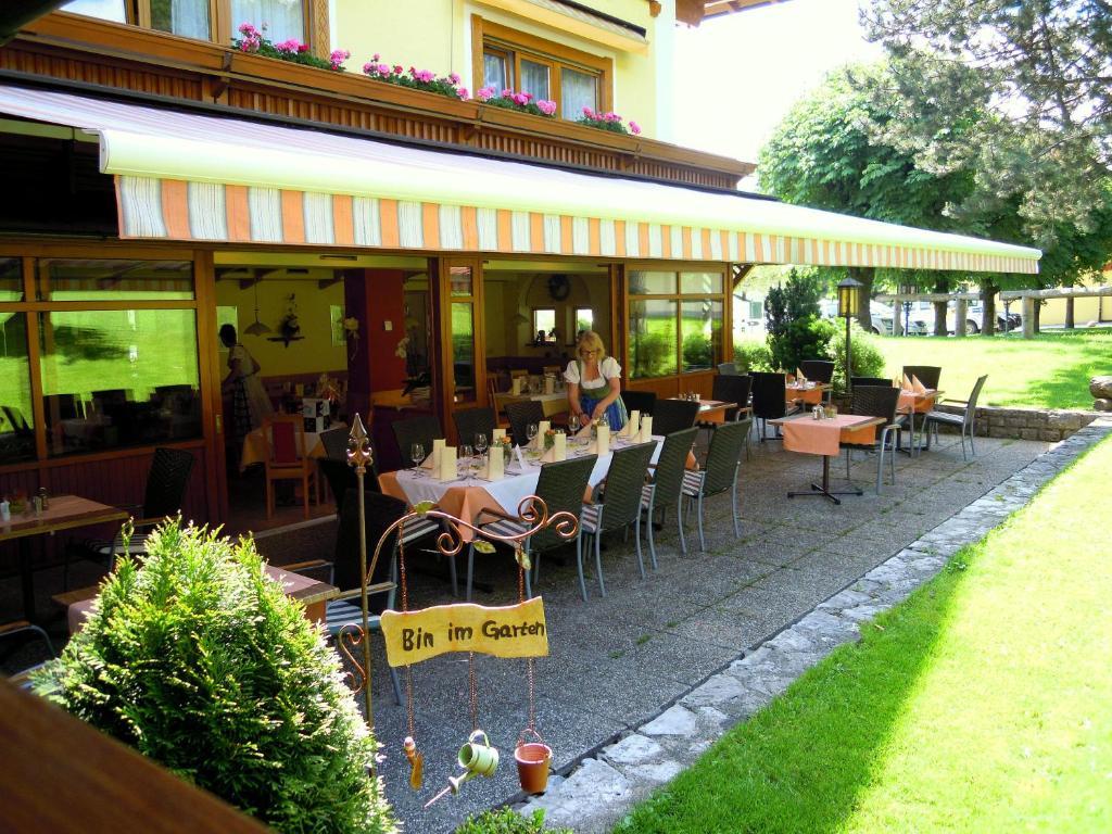 Landgasthof Reitsamerhof Werfen Exteriör bild